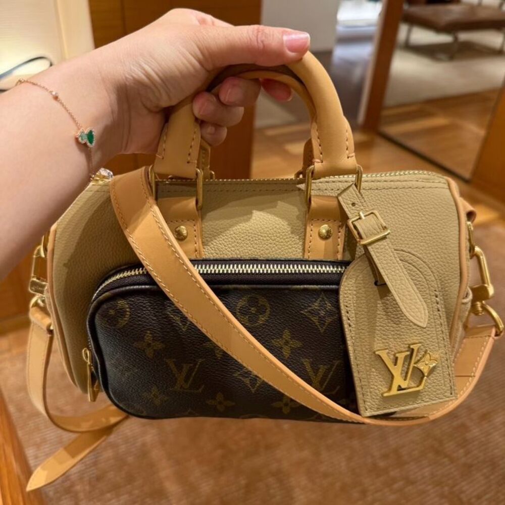 Louis Vuitton Women Pre-Loved Bag Very Good Condition - Picture 1 of 7